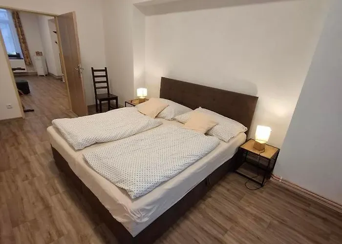 Apartmán Libochovice Appartamento *